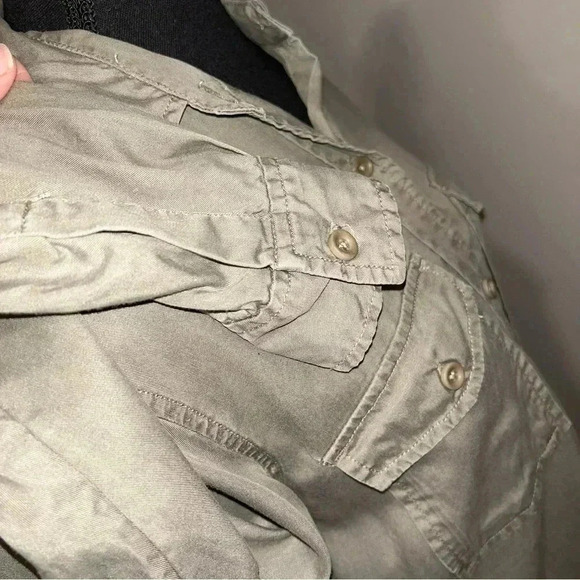 Aritzia - Community Button Up - Picture 4 of 8